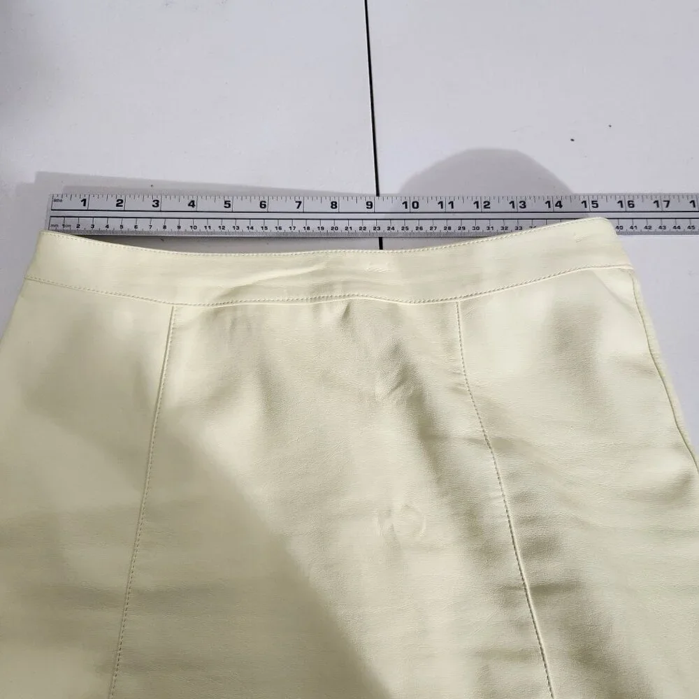 Forever 21 Mini Skirt Vintage-Inspired Cream yellow Faux Leather A-Line  Zipper